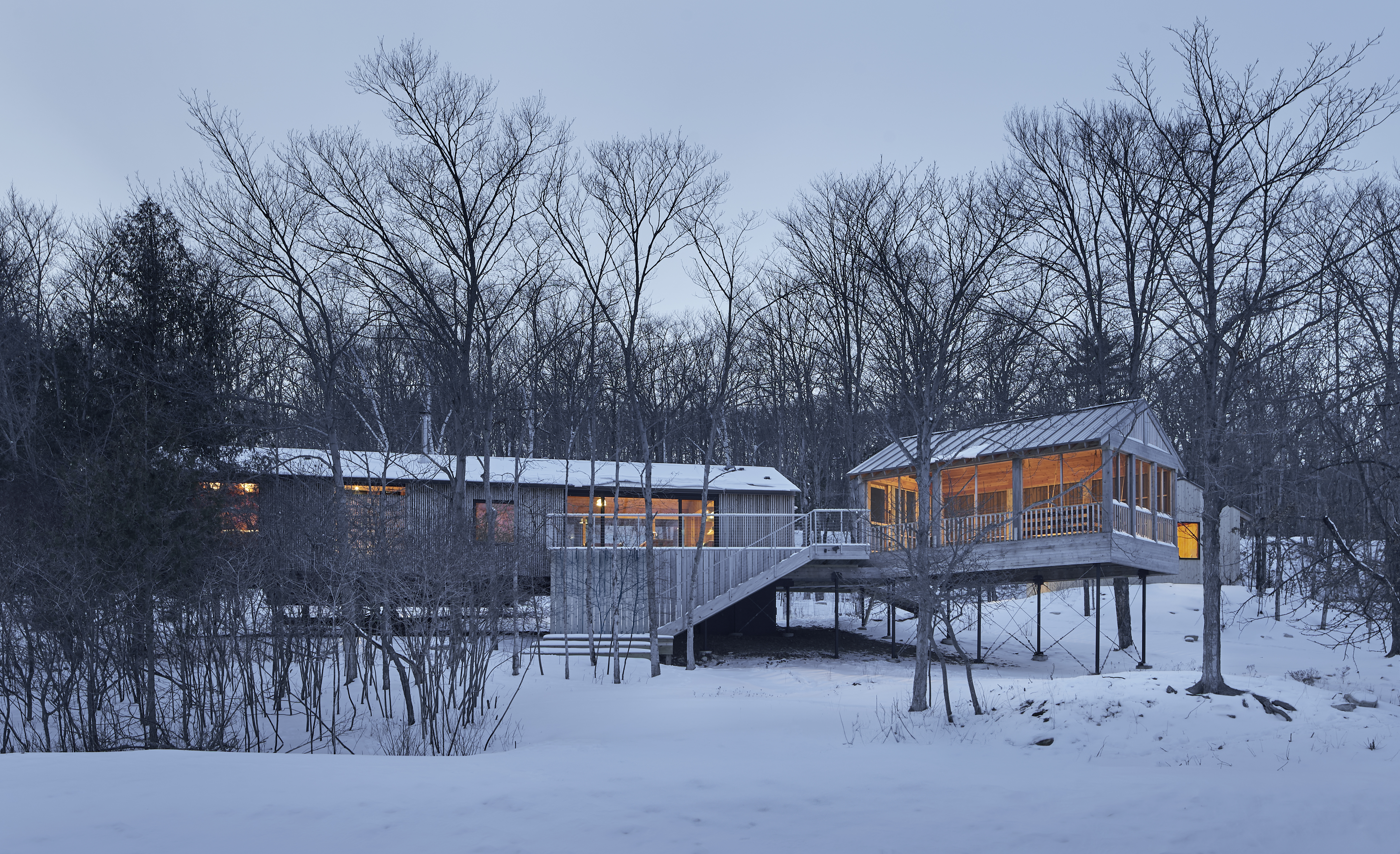 aWay Lazor Escape Cabin Series SideRight