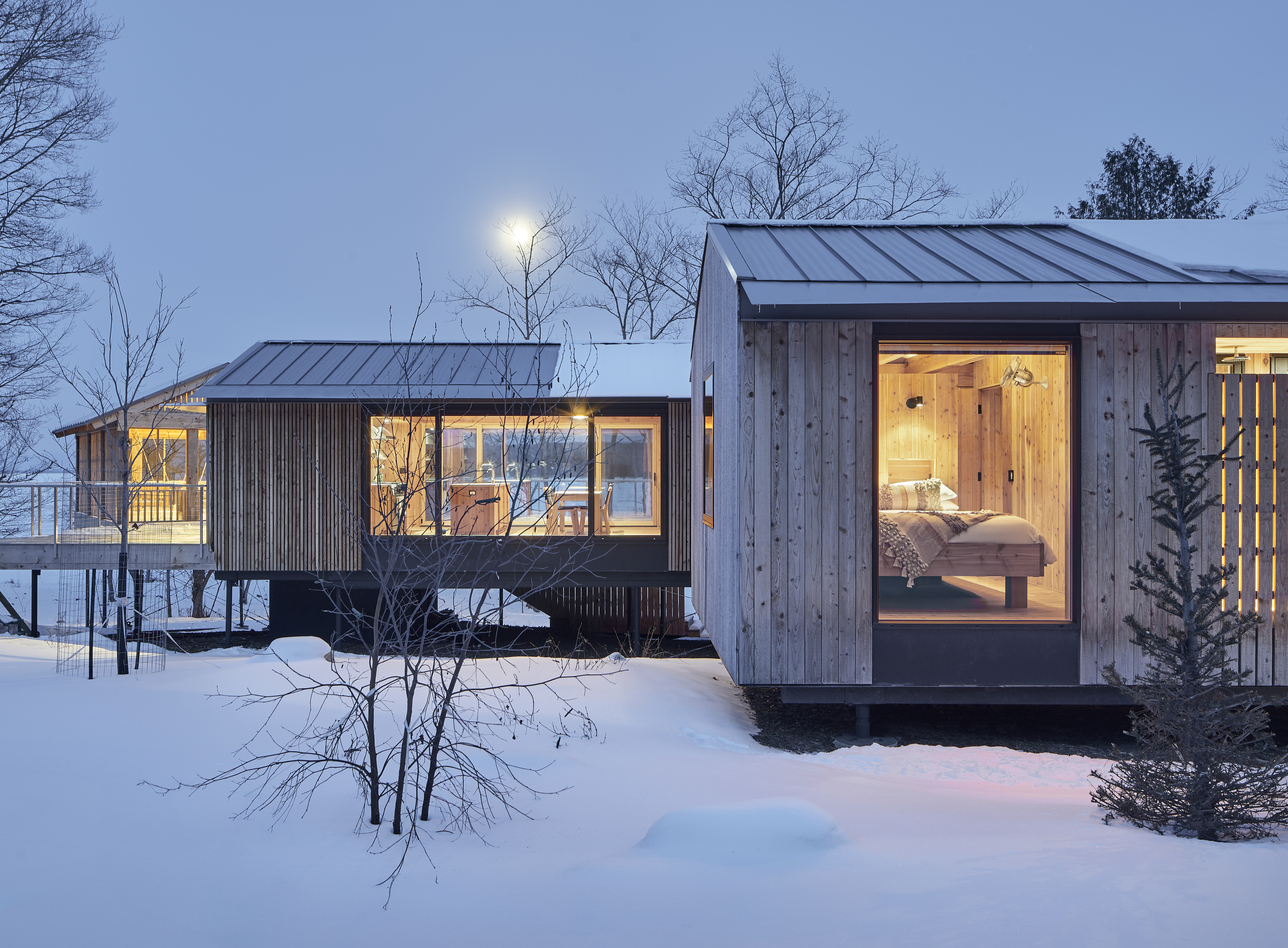 aWay Lazor Escape Cabin Series Hero