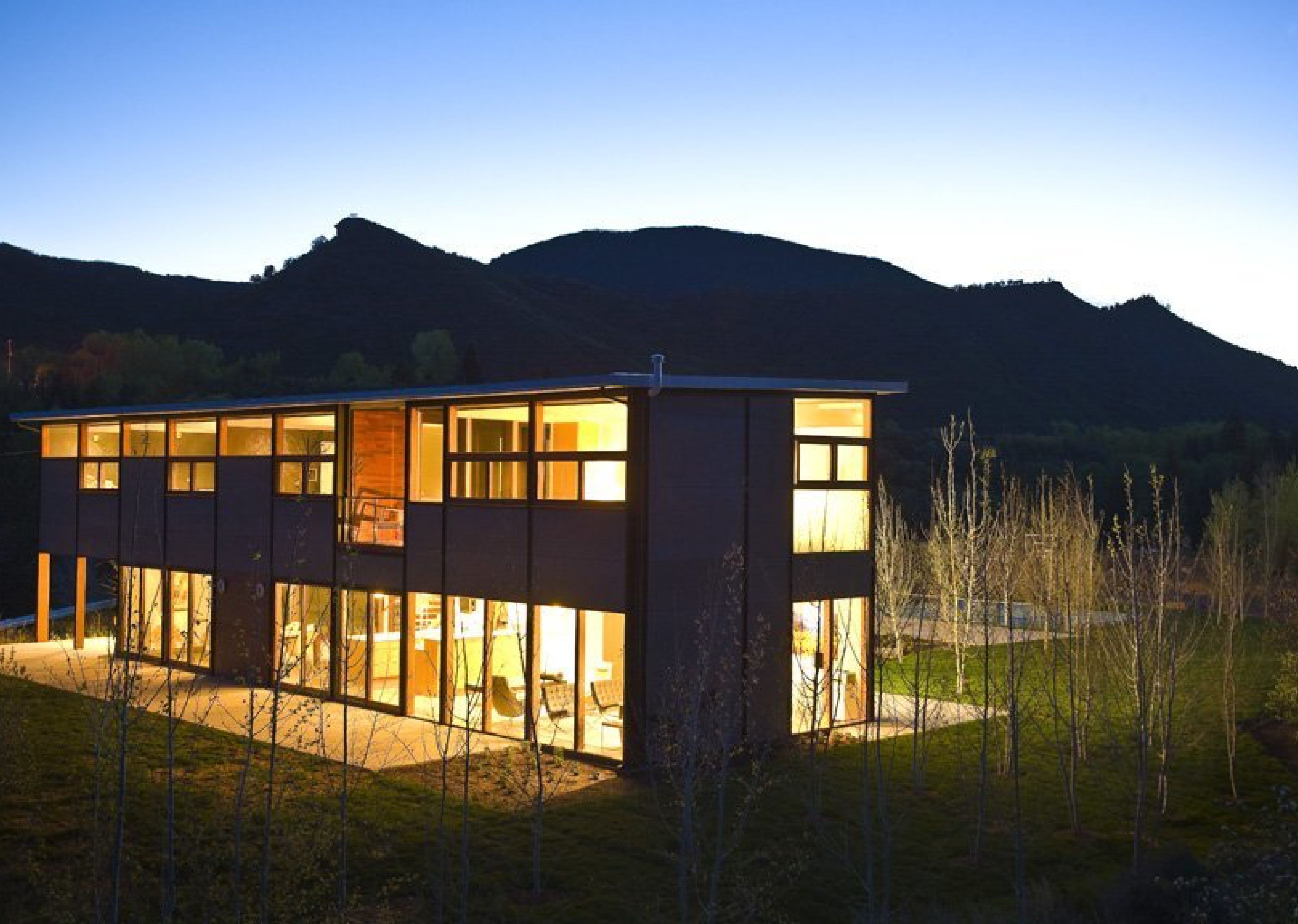 Aspen FlatPak Exterior Side Project Details