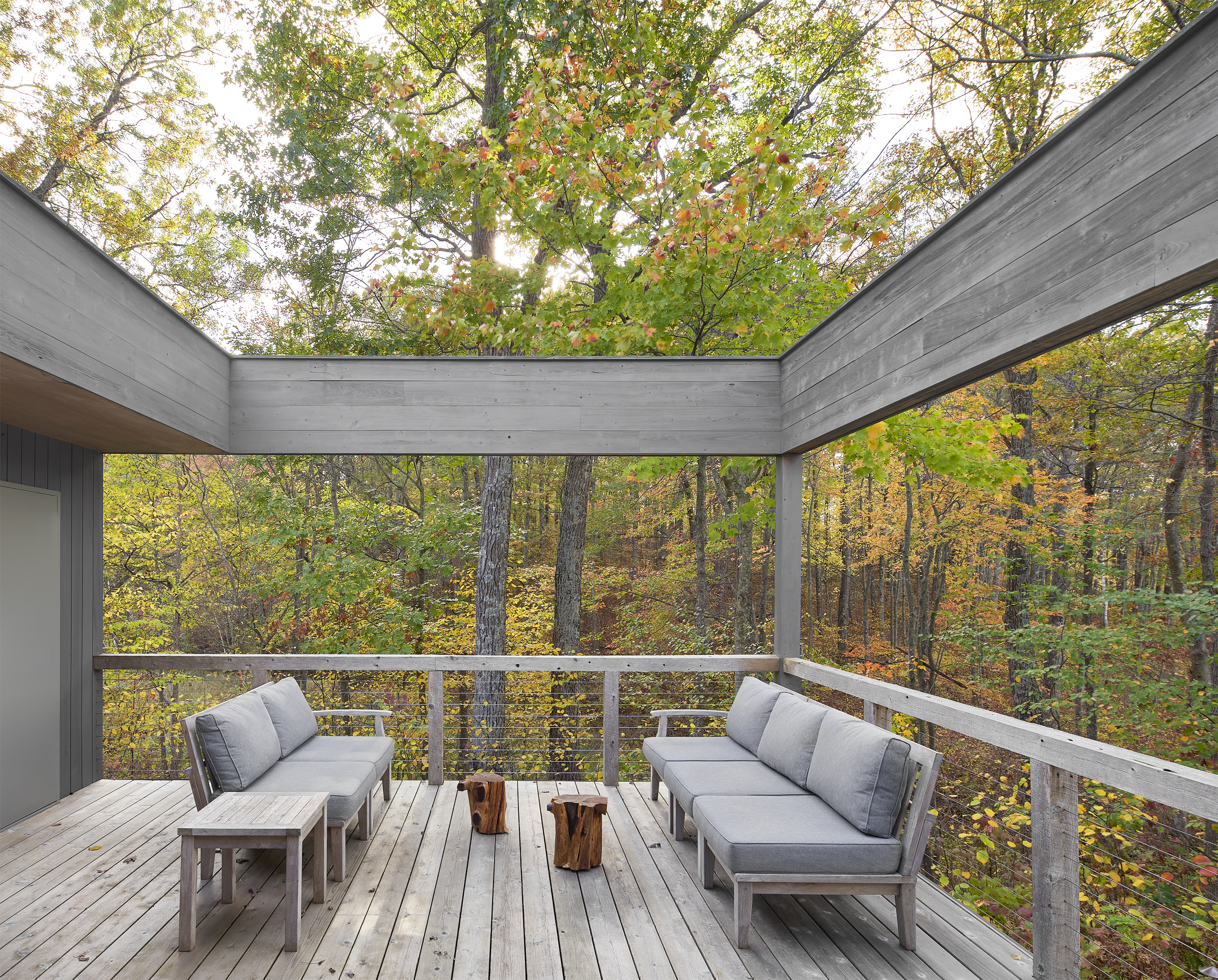 Peek-A-Boo House Exterior Image 17