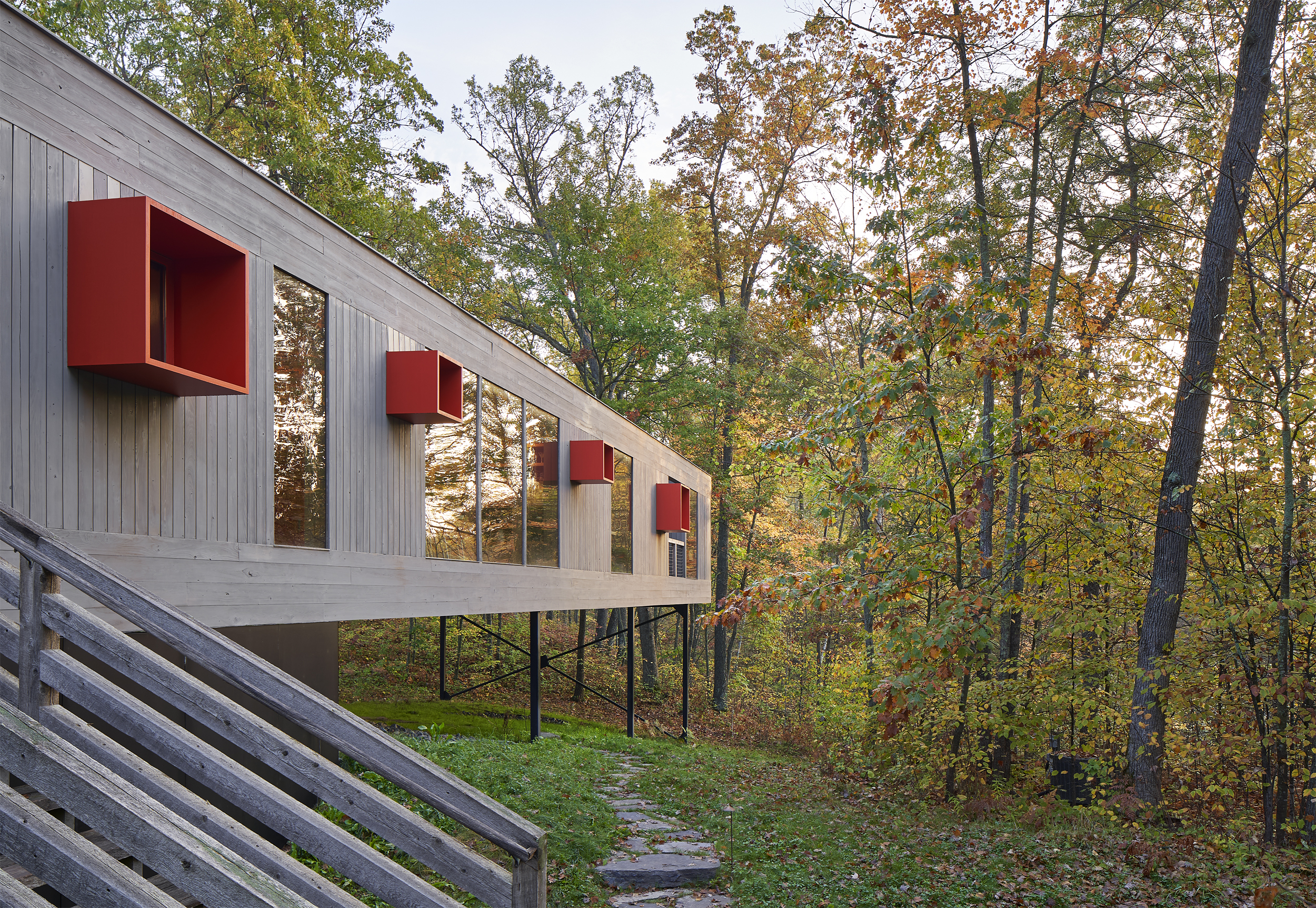 Peek-A-Boo House Exterior Image 8
