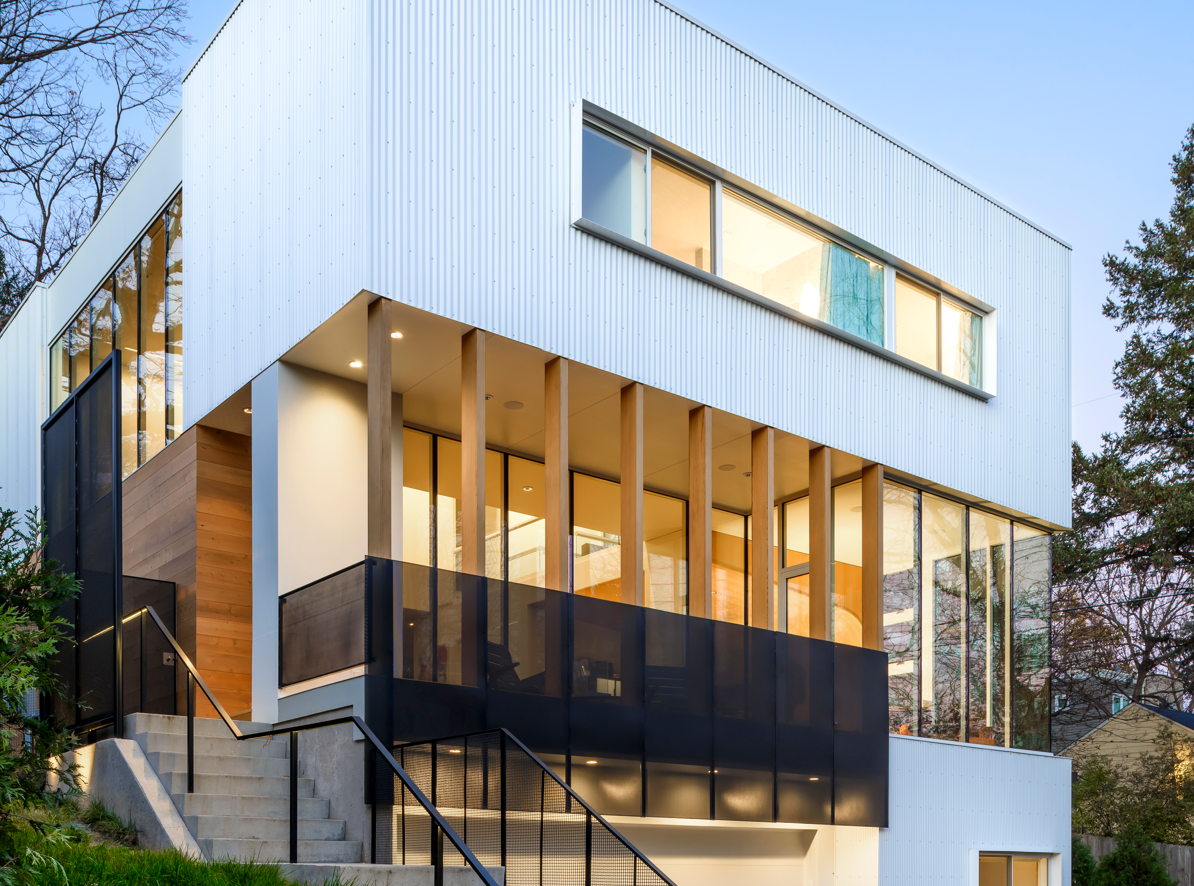 Stack House_Front_Exterior_Hero