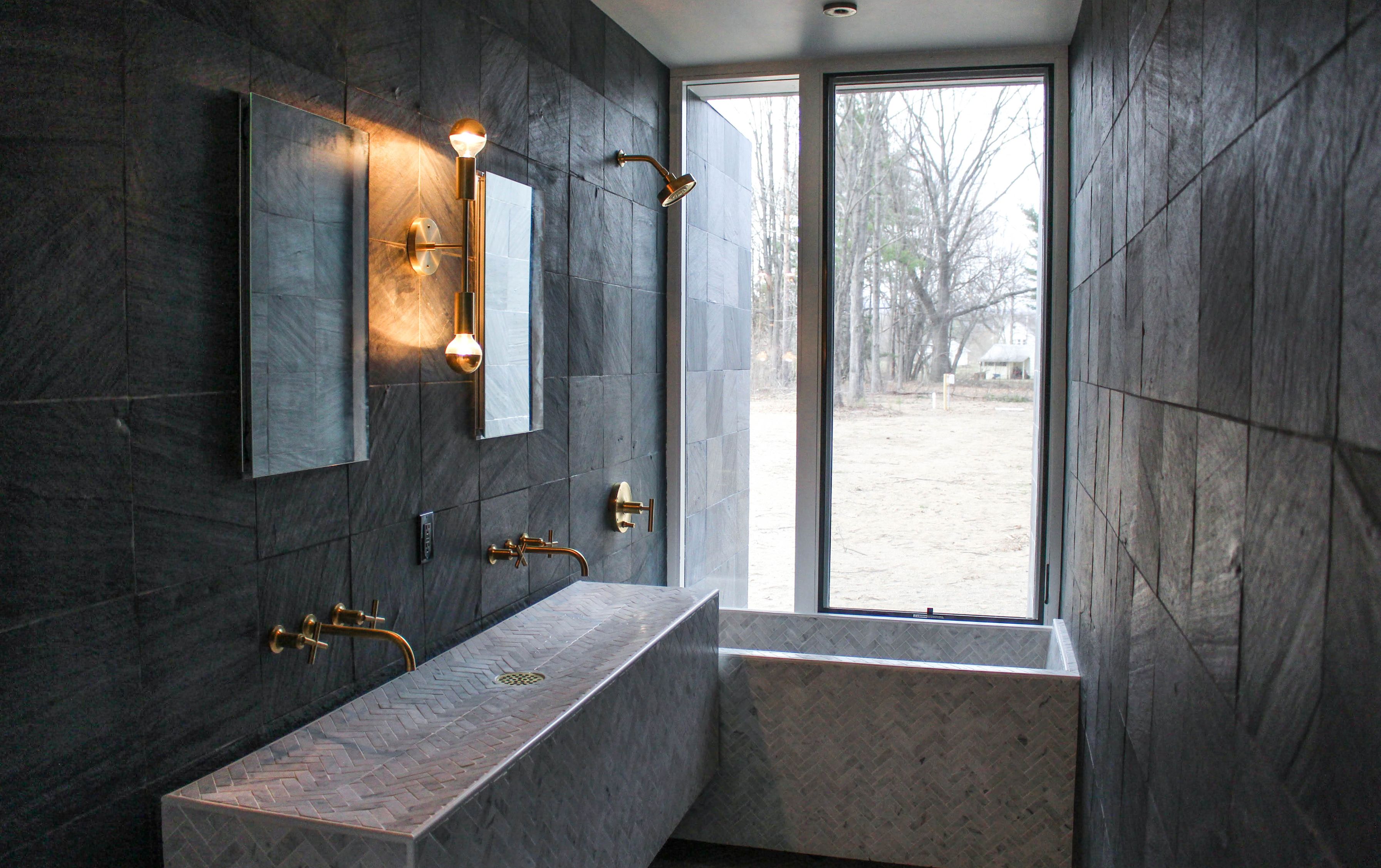 Stretch House Bathroom Gallery3