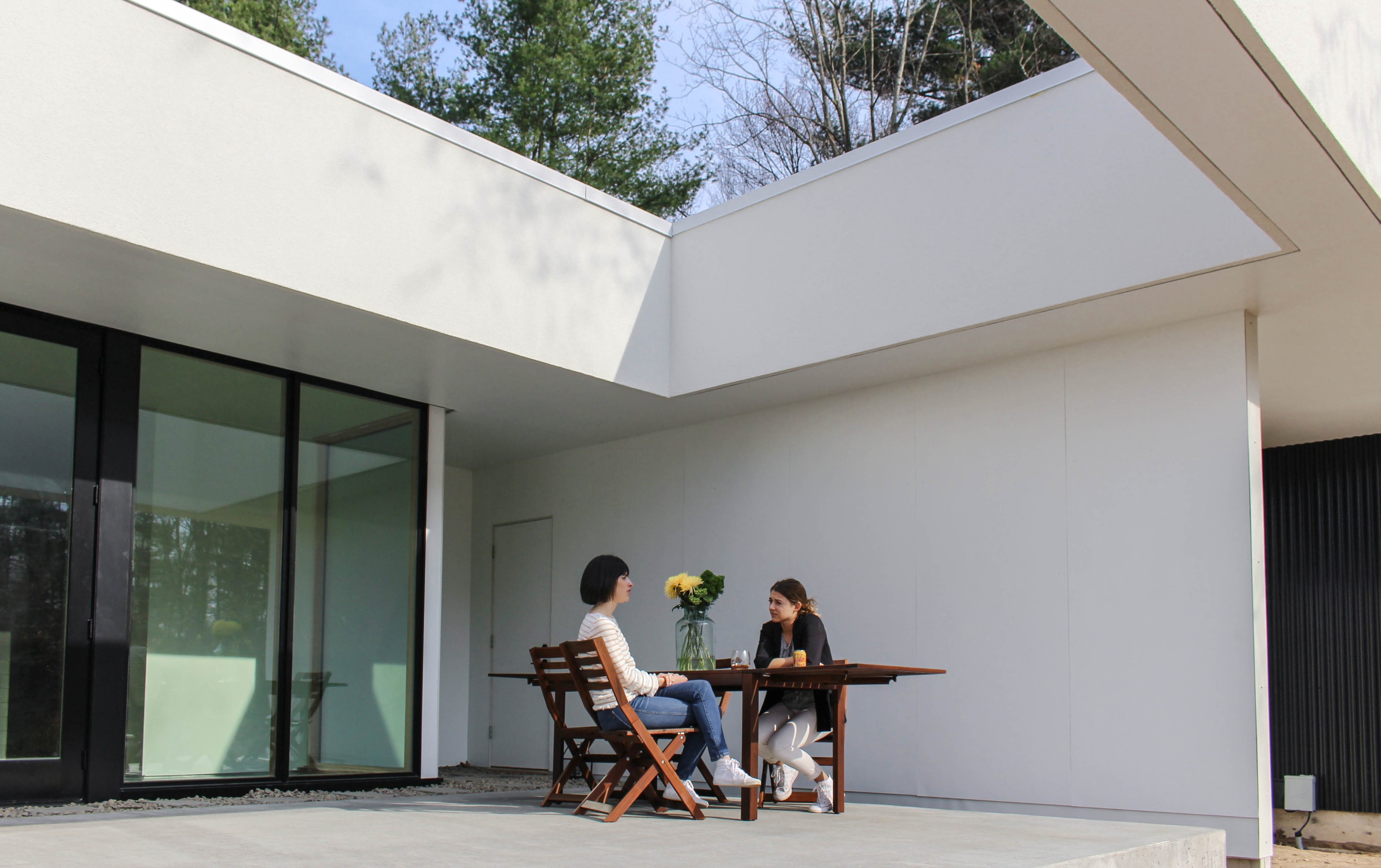 Stretch House Outside Patio Gallery5