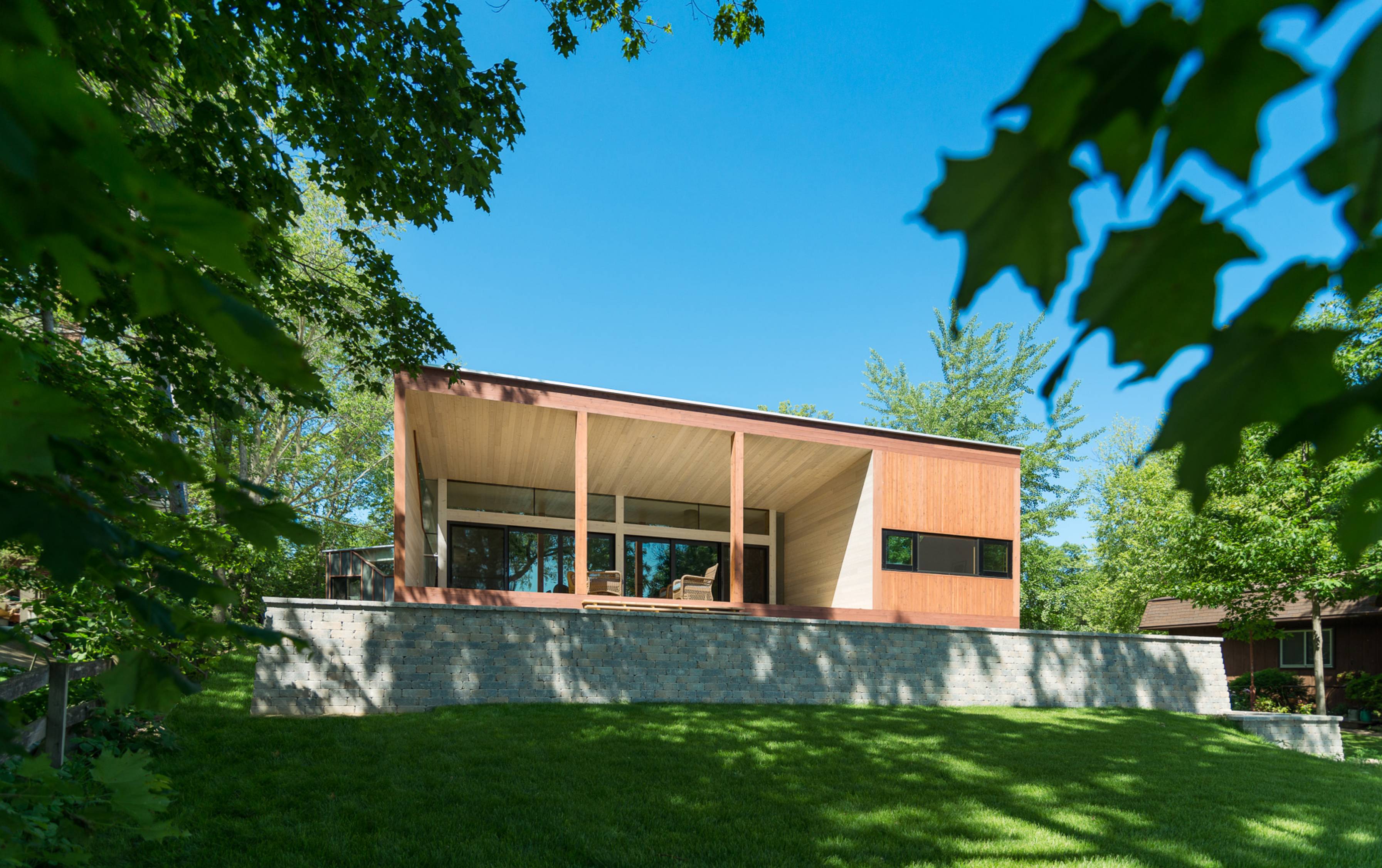 Thumb House Exterior Gallery 6